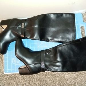 JustFab Piya knee high boots Black size 6.5